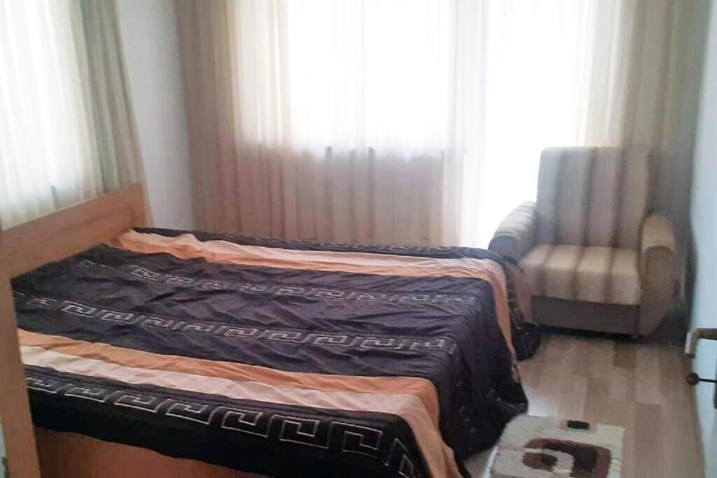 Lovely 1 Bedroom Within Walking Distance, Views Печ Экстерьер фото